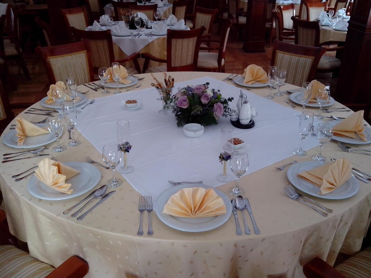 Hotel Zlatarski Zlatnik Nova Varos Luaran gambar