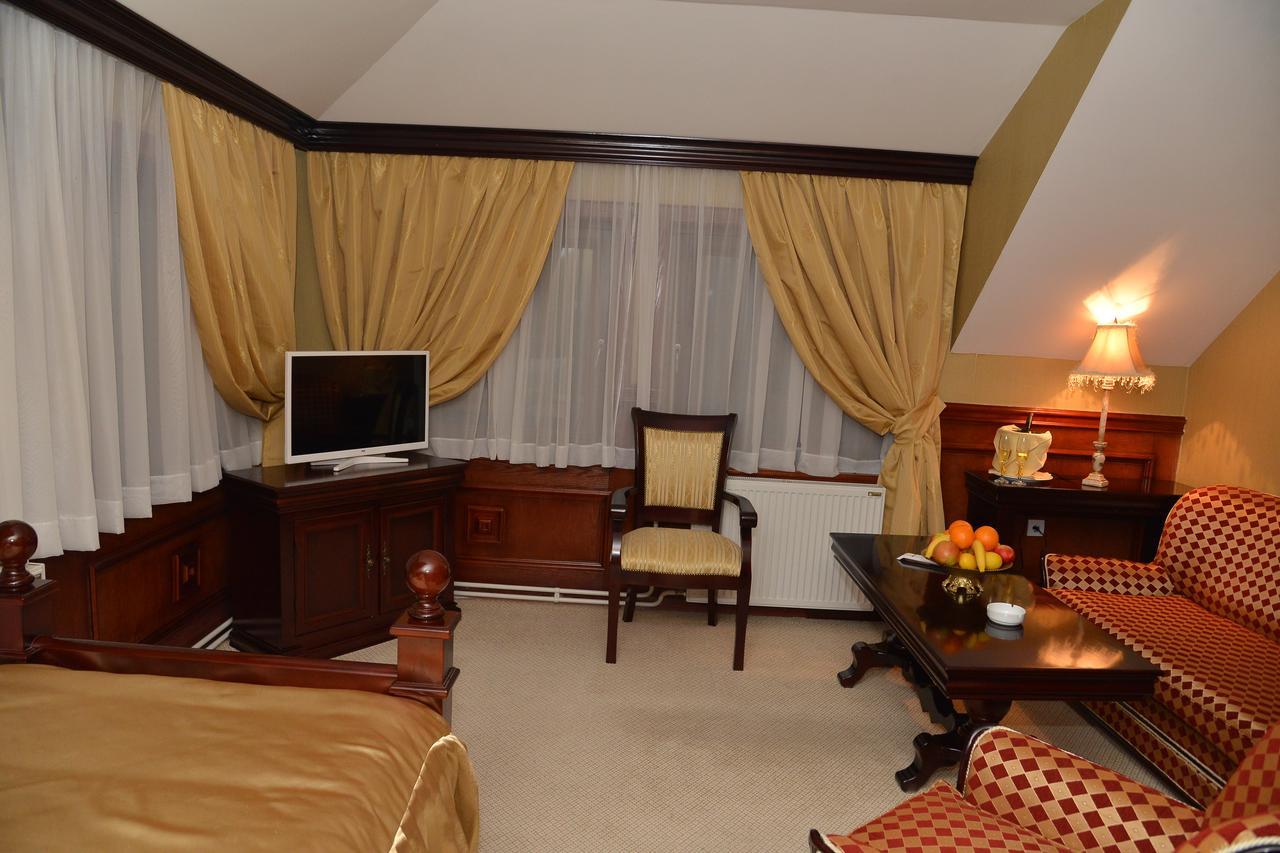 Hotel Zlatarski Zlatnik Nova Varos Luaran gambar