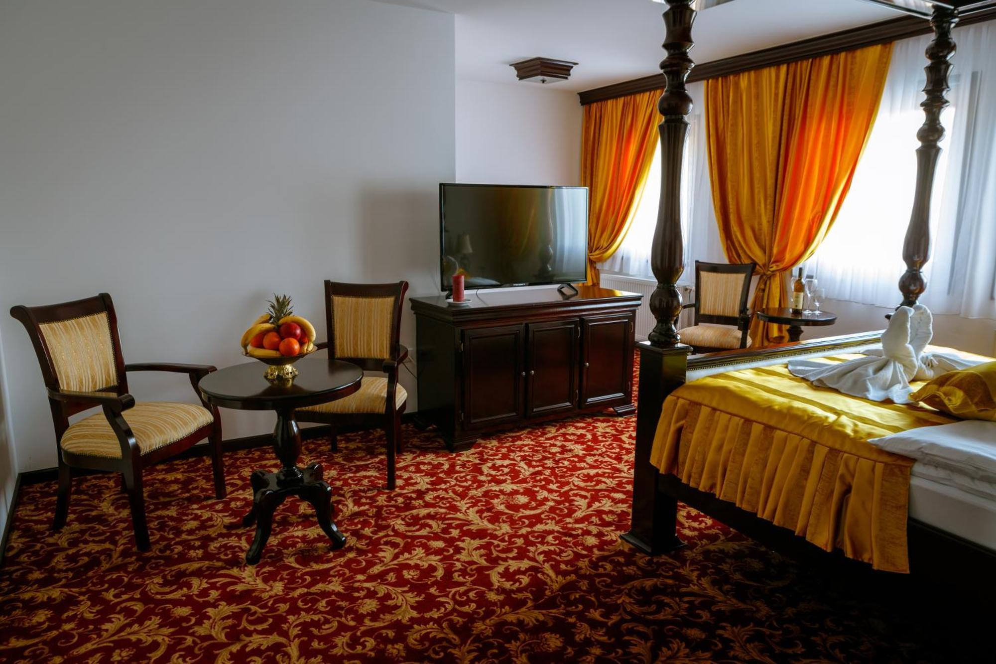 Hotel Zlatarski Zlatnik Nova Varos Luaran gambar